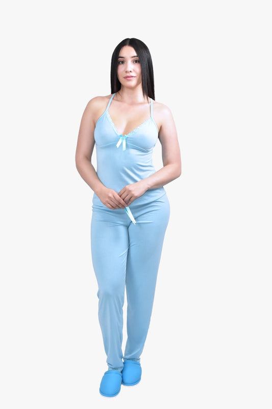 Pijama Pantalón Celeste: Elegancia y Comodidad para Tus Noches